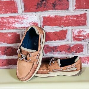 EUC: Sperry Top Slider Lanyard Tan Leather Boat Shoes. Youth size 5.